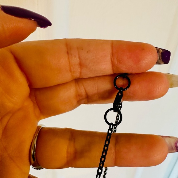 🖤🔥3 for $10🔥Adorable Beaded Necklace🖤 - Picture 6 of 7